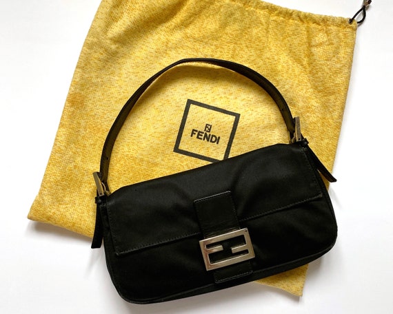 FENDI Baguette Shoulder Bag | Authentic Fendi Blac