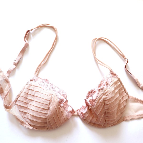 Vintage LA PERLA Push-Up Underwired Pink Bra | Authentic Vintage La Perla Light Lace Pale Pink Bra Size 2 F 85 made in Italy