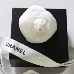 Auth CHANEL Haute Couture White Camellia Brooch Vintage Chanel Fabric Camellia Brooch/Pin with authentic Chanel plate made in France image 1