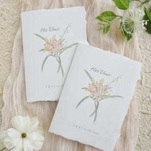Livros de votos florais feitos à mão, votos de casamento personalizados, design floral pintado à mão, papel com bordas rasgadas, livros de votos personalizados para ela e para ele