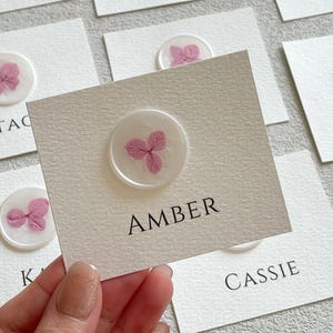 Marque-places floraux pour mariage avec cachet de cire, marque-places fleurs séchées, décoration de table de mariage moderne, marque-places pour douche nuptiale