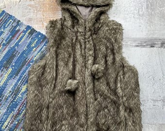 ヴィンテージフェイクファーベスト - Etsy 日本