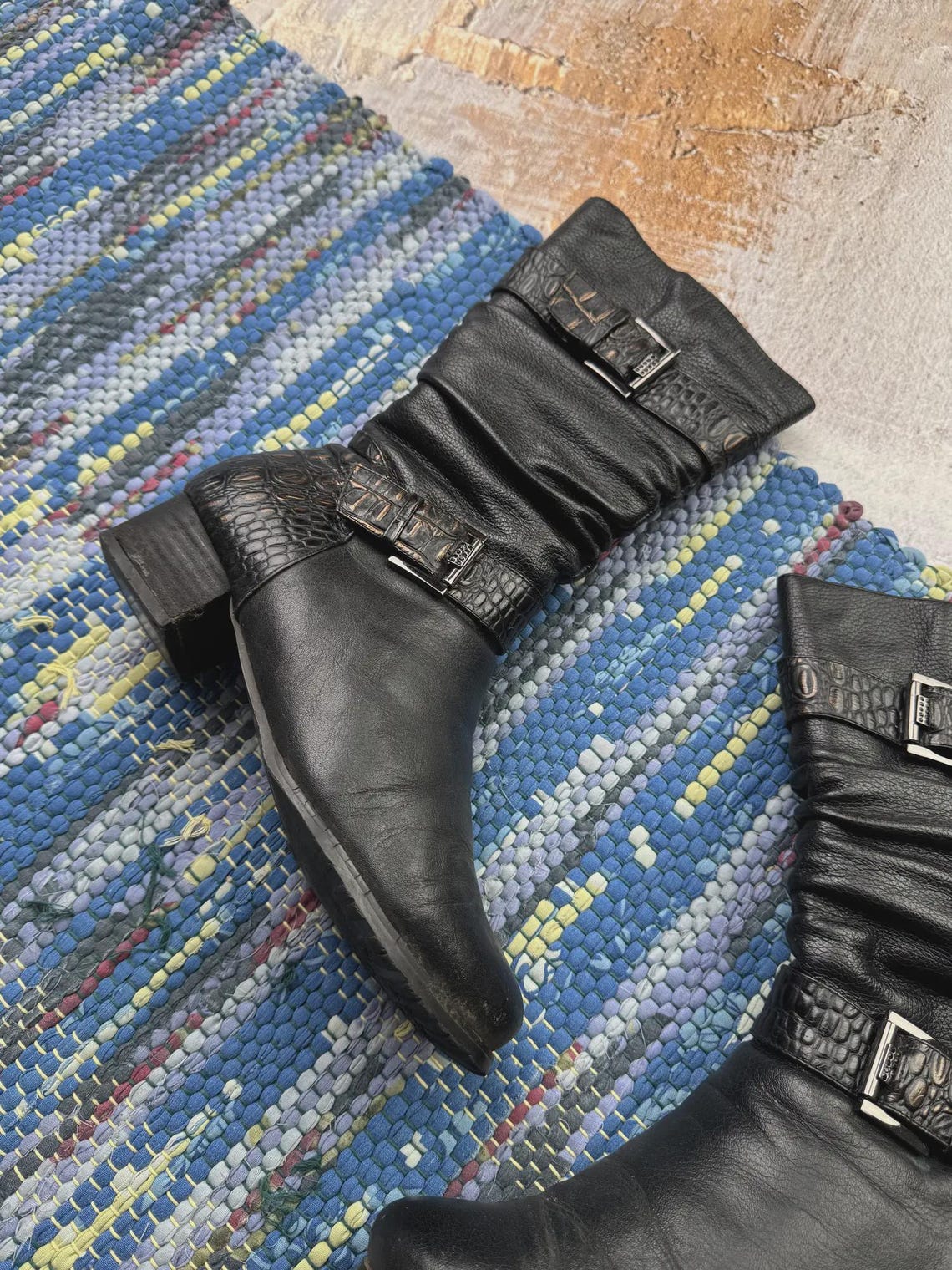Vintage Black Leather Mid Calf Boots Buckle Moto Biker Western Slouch Women Block Heel, foto 2 di 5