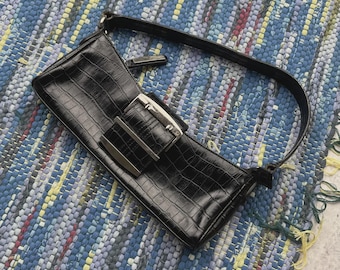 Vintage Black Croc Embossed Shoulder Bag Y2K Faux Leather Baguette Purse Minimalist Women