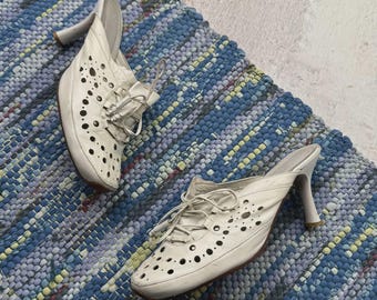 Vintage White Leather Mule Heels Cutout Lace Up Slides Y2K Pointed Toe Shoes