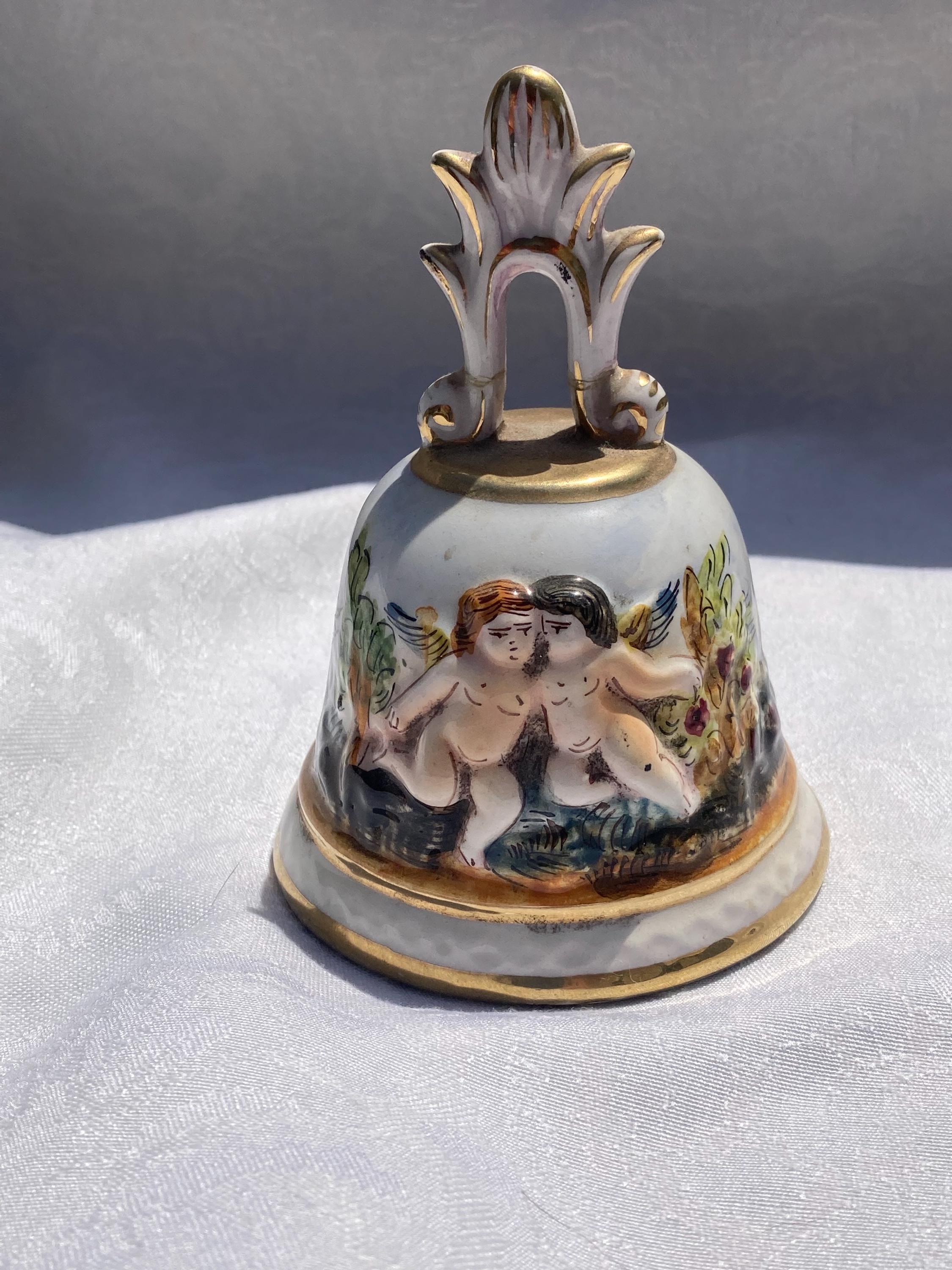R，CAPODIMONTE  ITALY ポット Vintage 1940s Italy Porcelain Jewelry Box Raised Relief