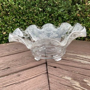 Decorative Etched Clear Glass Bowl 3-Footed