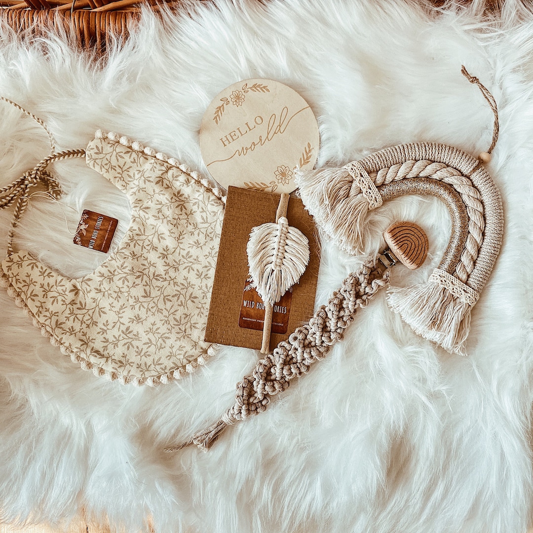 Baby Girl Gift, Baby Gift Macramé, Baby Gift beige, Newborn Gift