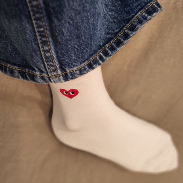 RED Heart Stylish Socks, Heart pattern Socks, Crush on you Socks, Cute Stylish/Unique Unisex Socks, High-Premium Made in KOREA