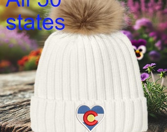 Gorro de invierno con corazón bordado de Colorado y bandera de Colorado