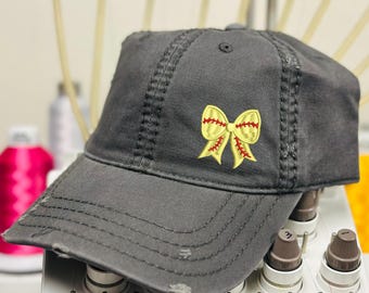 Gorra desgastada con lazo bordado de sóftbol: gorra para el día del partido de mujer