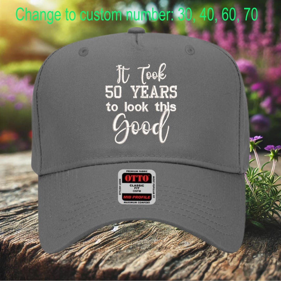 Print4U Cappello A Secchiello 50° Compleanno - It Took 50 Years To Look This Good - Unisex, 100% Cotone Biologico - 4
