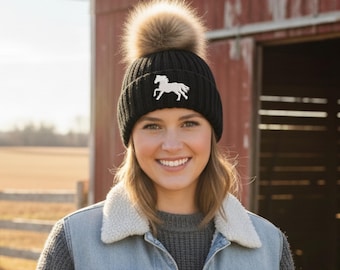 Gorro de invierno con bordado de caballo al galope, estilo ecuestre
