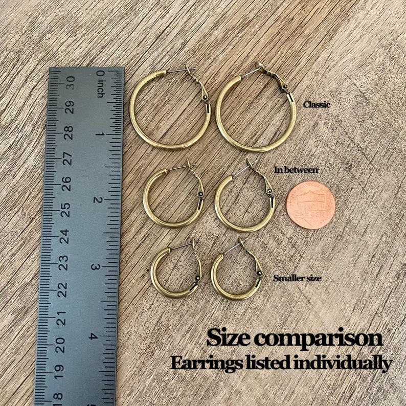 Classic Antique Brass Bronze Hoop Earrings / Circle Earrings / Etsy