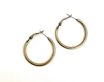 Classic Antique Brass Bronze Hoop Earrings / Circle Earrings / Lightweight / Classic Style / Medium / 33mm Round Hoop Earrings