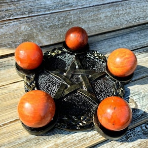 Pentacle 5 Sphere Stand: Witchy Altar Decor