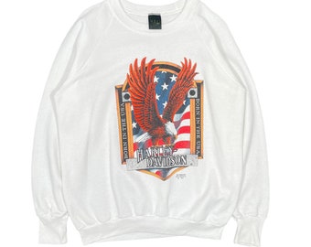 Harley Davidson 3D Emblem Vintage 1991 Fort Worth Texas Eagle Biker Motorcycle Rare White Crewneck Sweatshirt Made In USA Size Medium