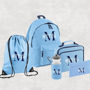 Conjunto personalizado de regreso a la escuela I Mochila con nombre personalizado para niños, niños y niñas, mochila esencial de regreso a la escuela, botella de agua, PE Light Blue