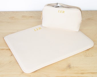 Personalised Leather Laptop Case I University Gift, Laptop Case ,Initial Tablet Bag, Laptop Case, Custom Computer Bag, Laptop Sleeve