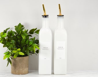 Personalised White Label Collection White Oil Pourer/Bottle 500ml I Kitchen organisation, Oil Bottle, Vinegar Bottle, Alcohol Pourer