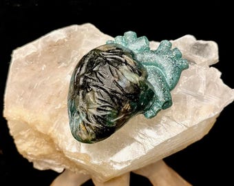 Empath Protection Heart Orgonite – Wellness Art