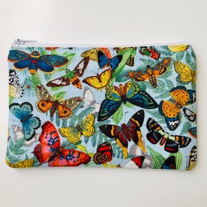 Butterfly Makeup Bag, Butterflies Pencil Bag, Small Travel Zipper Bag,  Girls Marker Pencil Case, Fairy Pouch Butterfly Bag Cottagecore Art 
