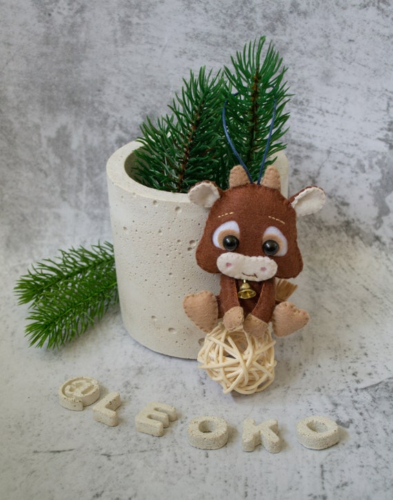 Bull Christmas Ornament 