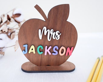 Personalized Apple,Mini Apple Sign for Teachers,Teacher Appreciation Gift,Teacher Desk Sign,Personalized Gift,Gifts for Teacher,Teacher Gift