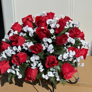Memorial Rose Bud Saddle