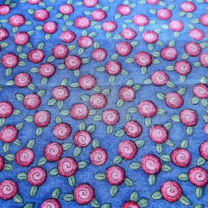 Robert Kaufman Rose Bud Print