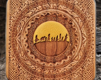 Wooden Wireless Charger: Laser-Engraved Movie Design