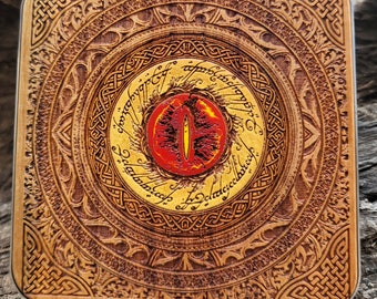 Wooden Wireless Charger: Movie-Inspired Laser-Engraved Tech Gift