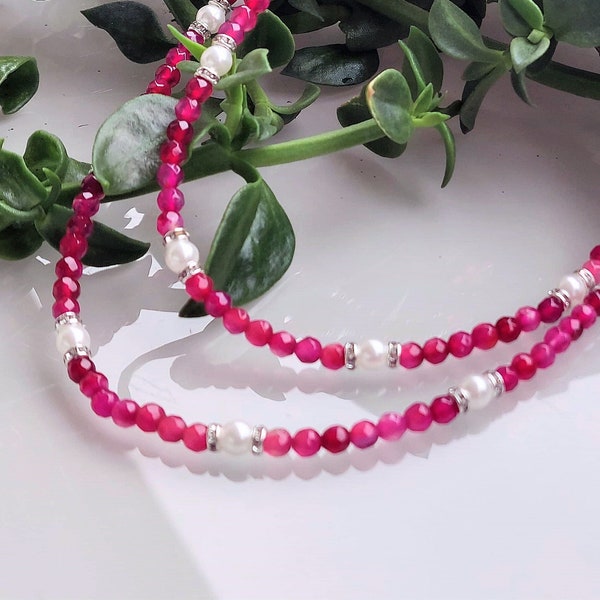 Collier agate fuchsia, collier rose, collier rose, collier fuchsia, perles de verre, collier été, collier printemps,  bijou rose