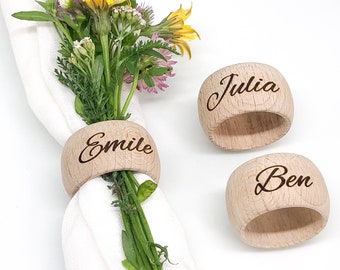 Napkin ring made of wood personalized