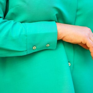 Woman oversized linen green shirt, size XL image 8