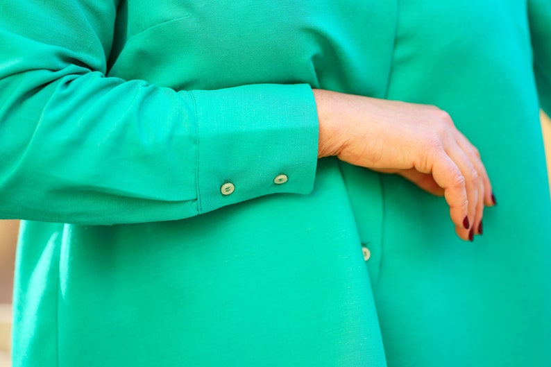 Woman oversized linen green shirt, size XL image 8