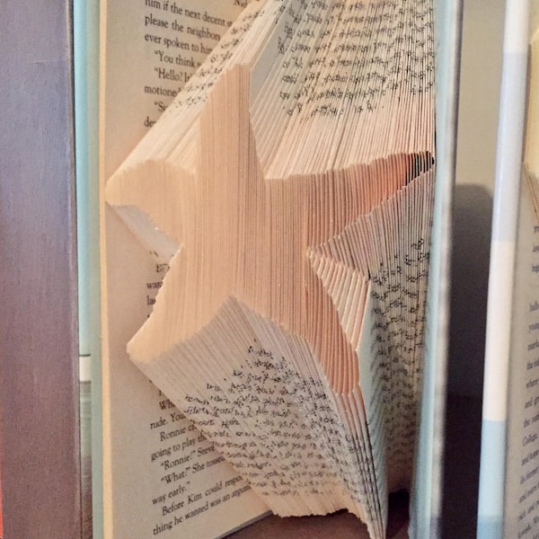 Starfish Book Folding Pattern, How to Book Fold Instruction, Beginner Book Folding, Folded Book Art Pattern, Book Art Folding, Origami Fish