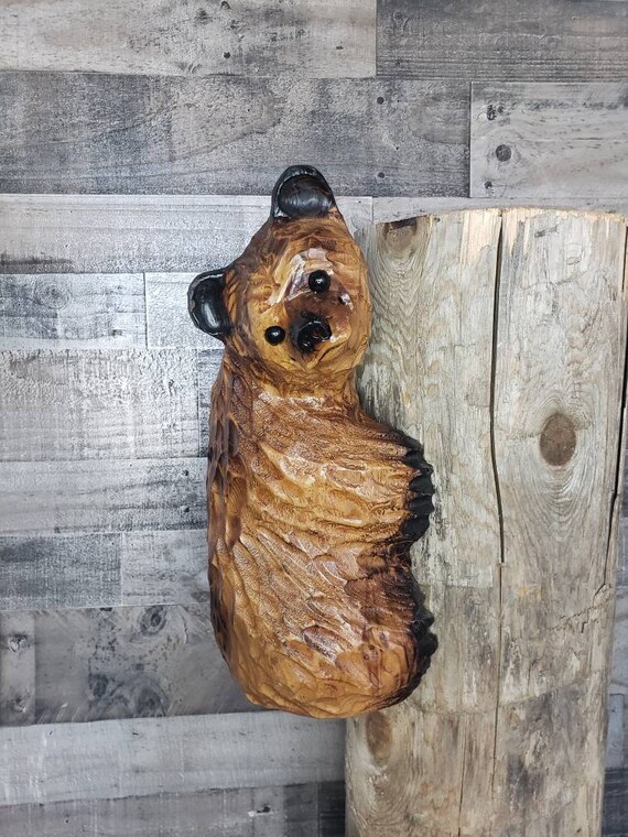 Chainsaw Carved Climbing Bear for Post, Corner or Tree