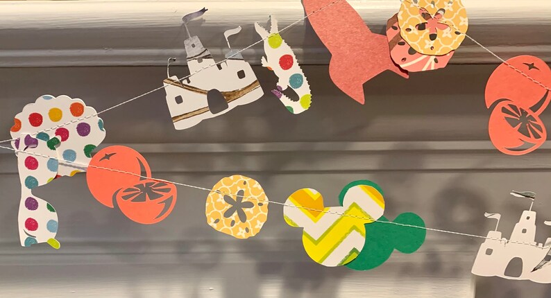 photo backdrop kids office gift decor videoZoom background headboard Florida Garland Cardstock city state country party mantle