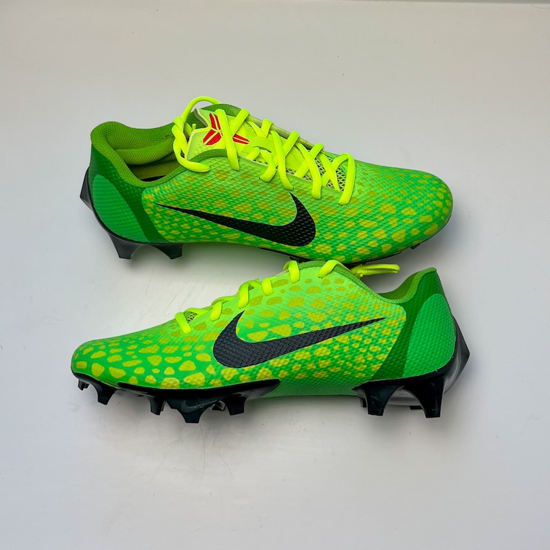 Custom Painted Football Cleats grinch Etsy