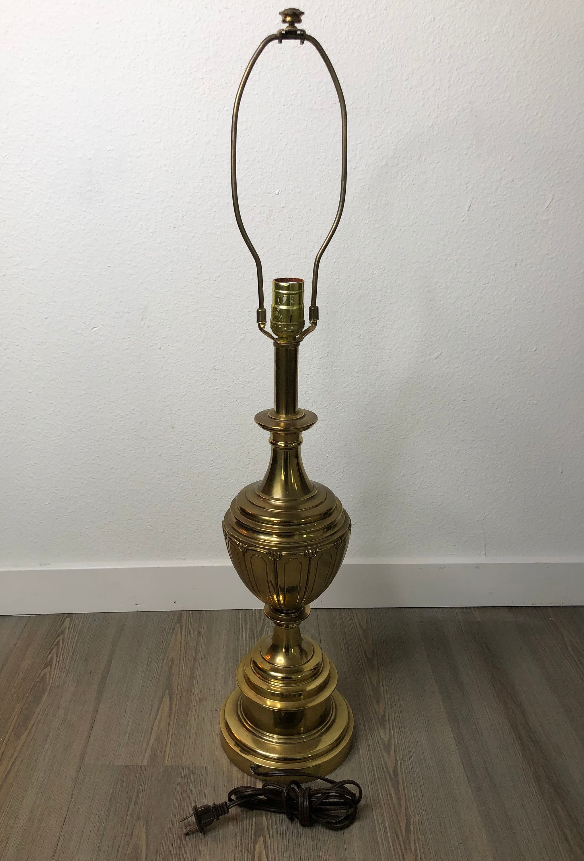 Vintage Mid Century Brass Lamp 