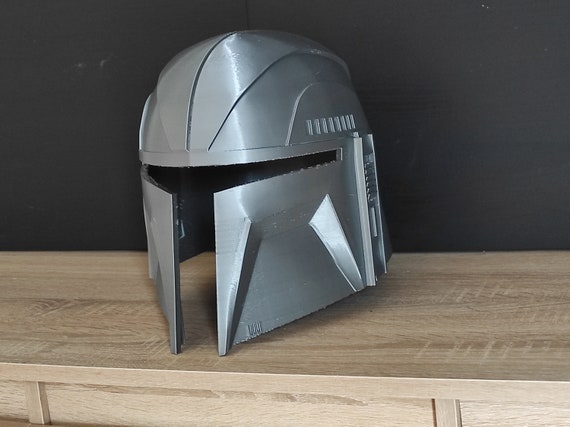 HELLBAT Mandalorian Helmet Custom Modern Legacy Star Wars Cosplay