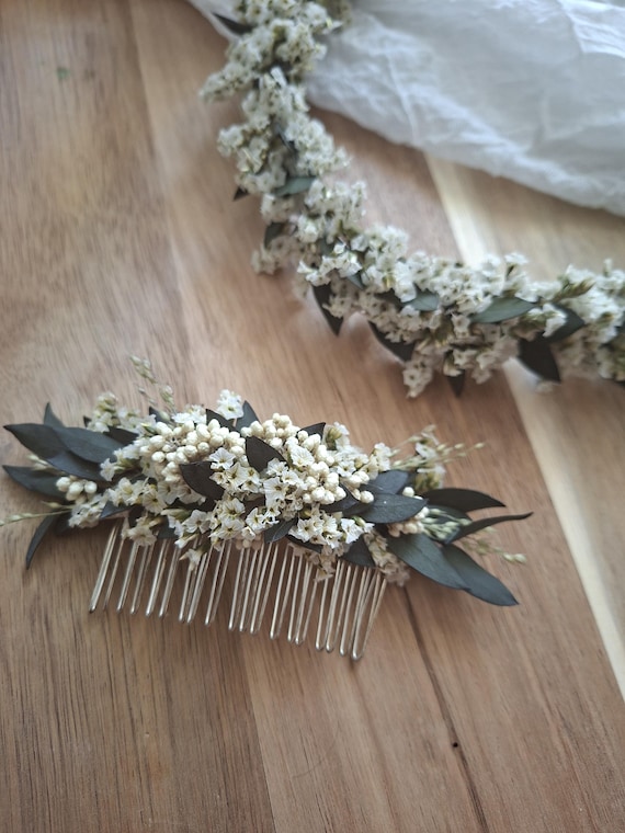 Handcrafted crochet Cream Floral Hair Comb with Green Leaves Bridal Flower Hair Comb: Romantic Greenery, White Roses  main image 4