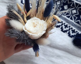 Dusty Blue Trockenblumen Boutonniere: Bräutigam Hochzeit Accessoire