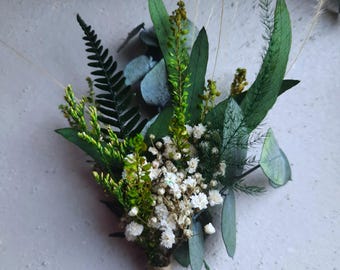 Épingle de costume de fleur de mariage de forêt. Épingle de costume de boutonnière pour hommes de Woodland, boutonnière de marié de fleurs séchées, boutonnière rustique, boutonnière de verdure