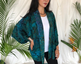 Outer Jacket in 100% Rayon Batik - Cardigan Bali Batik - Casual Blazer Handmade in Bali, Kimono Jacket, Spring Summer Jacket, Beach Cover up