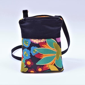 Crossbody Bag for Women, Boho Bag, Cross Body Purse, Small shoulder bag w/coordinating zipper, Black Tropical Print, Casual, GIFT for her