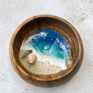 4&quot; Round Wooden Ocean Resin Bowl, Beachy Decor, Ocean Style, Sea Shells, Starfish, Jewelry, Gift for Women, Gift for Men, Art