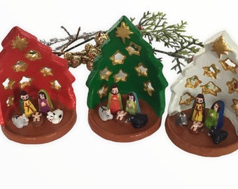 Christmas nativity, rustic nativity, miniature nativity, nativity surprise,rustic creche,miniature creche,christmas tree nativity