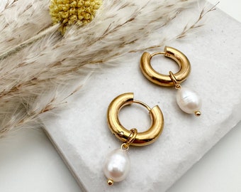 HOOPS PERLA // Pair of hoop earrings // Gold-plated stainless steel